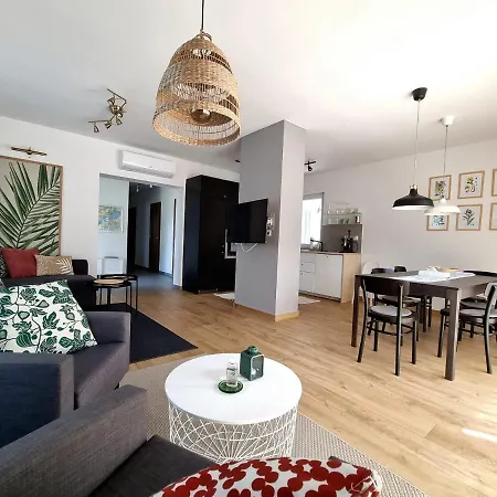 Ironhill Apartman Villa